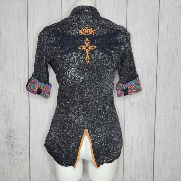 Roar Embellished Embroidered Studded Button Down Shirt, size Large - Picture 4 of 7